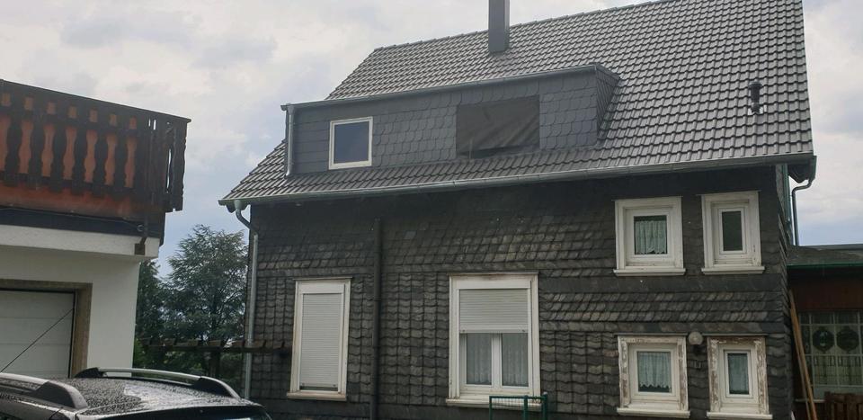 Einfamilienhaus Remscheid Remscheid-Süd - 8 Zimmer, 200 m&sup2;, 370.000&euro; | Angebot:14694036