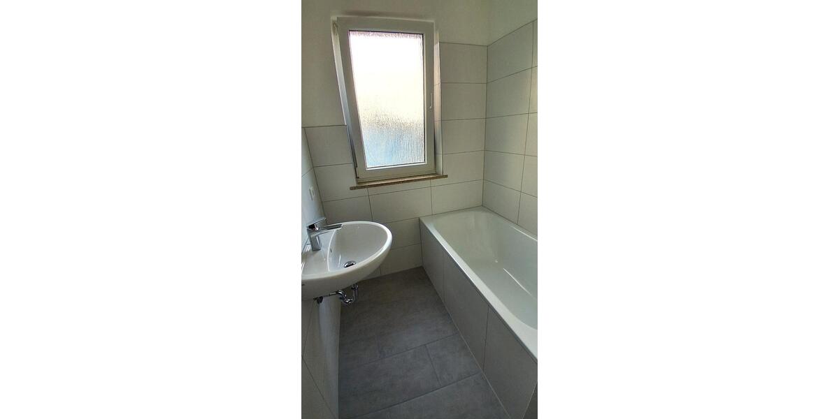 Etagenwohnung Leichlingen (Rheinland) - 3 Zimmer, 65 m&sup2;, 680&euro; | Angebot:25718745