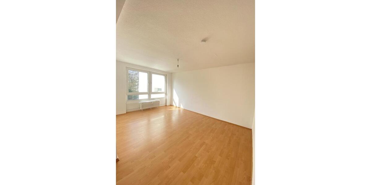 Etagenwohnung Solingen - 3 Zimmer, 74 m&sup2;, 779&euro; | Angebot:24489862