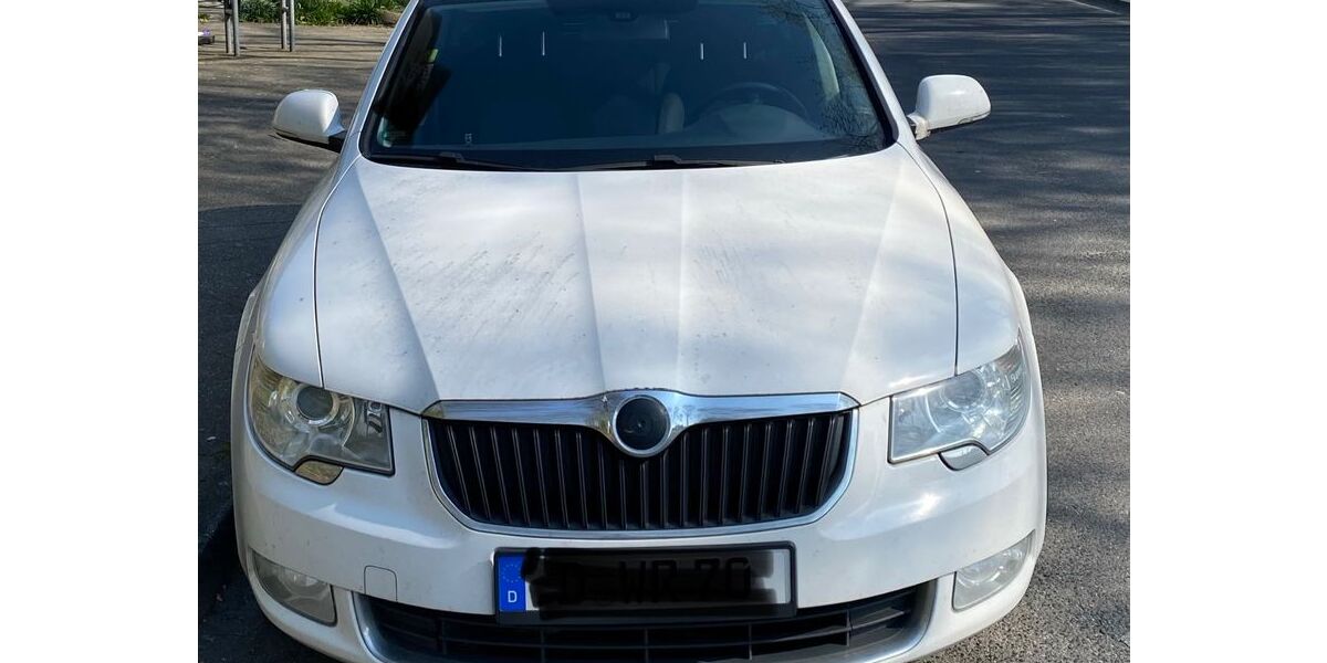 Skoda Superb 310.000 km 3.900 &euro; Düsseldorf 40593