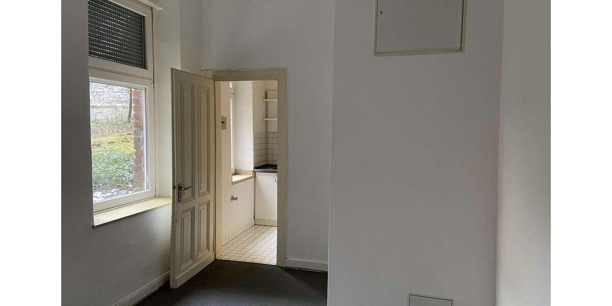 Erdgeschoßwohnung Essen Stadtkern - 2 Zimmer, 33 m&sup2;, 330&euro; | Angebot:25824334