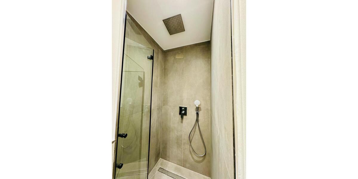 Etagenwohnung Düsseldorf Derendorf - 1 Zimmer, 28 m&sup2;, 900&euro; | Angebot:26492801