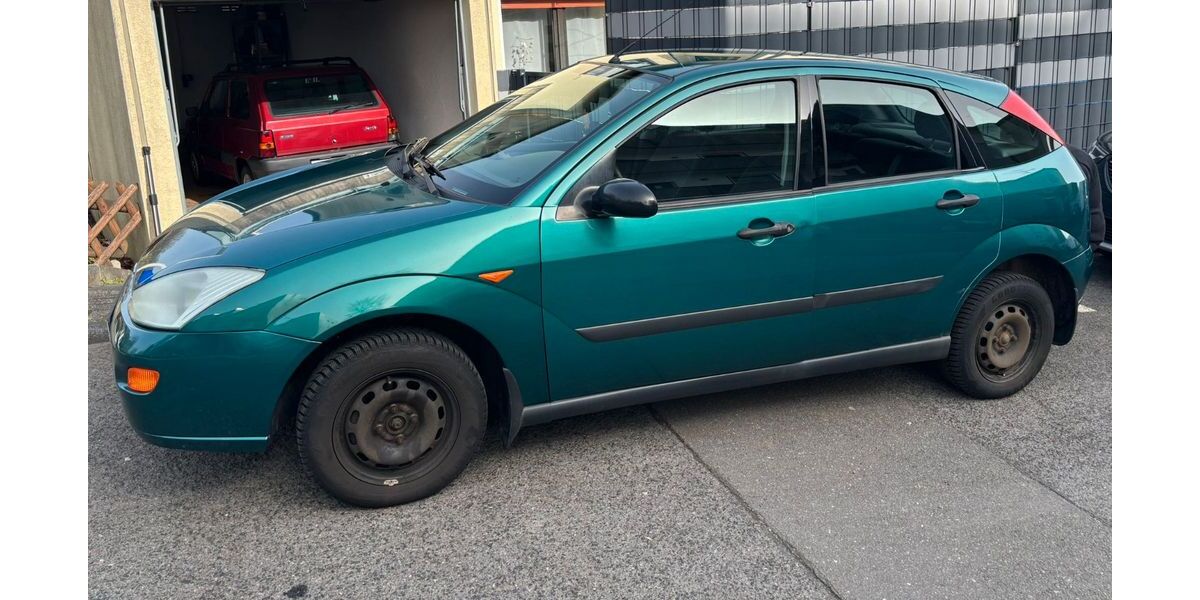 Ford Focus 151.691 km 3.000 &euro; Wuppertal 42349