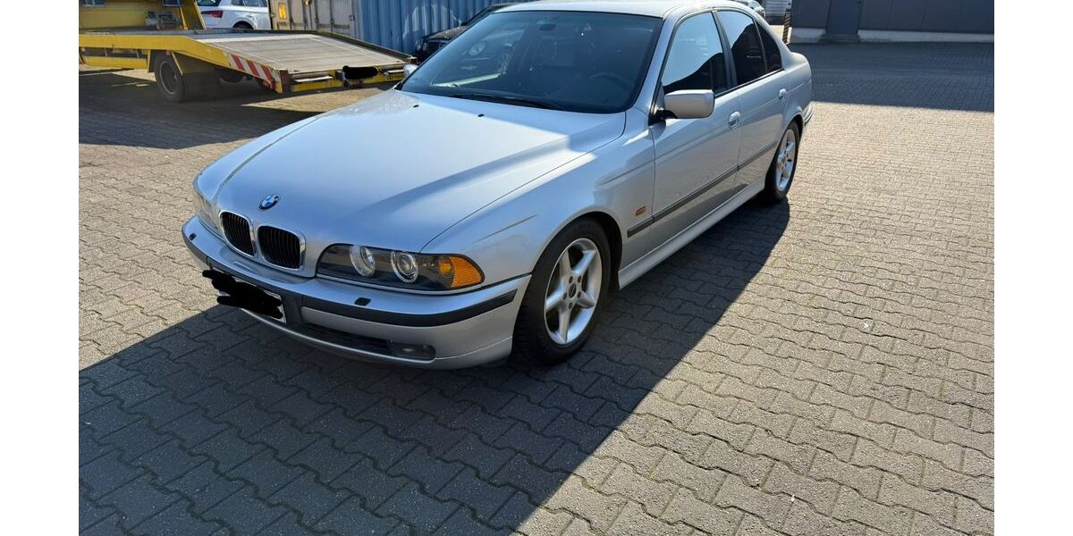 BMW 535 333.487 km 7.500 &euro; Schwelm 58332
