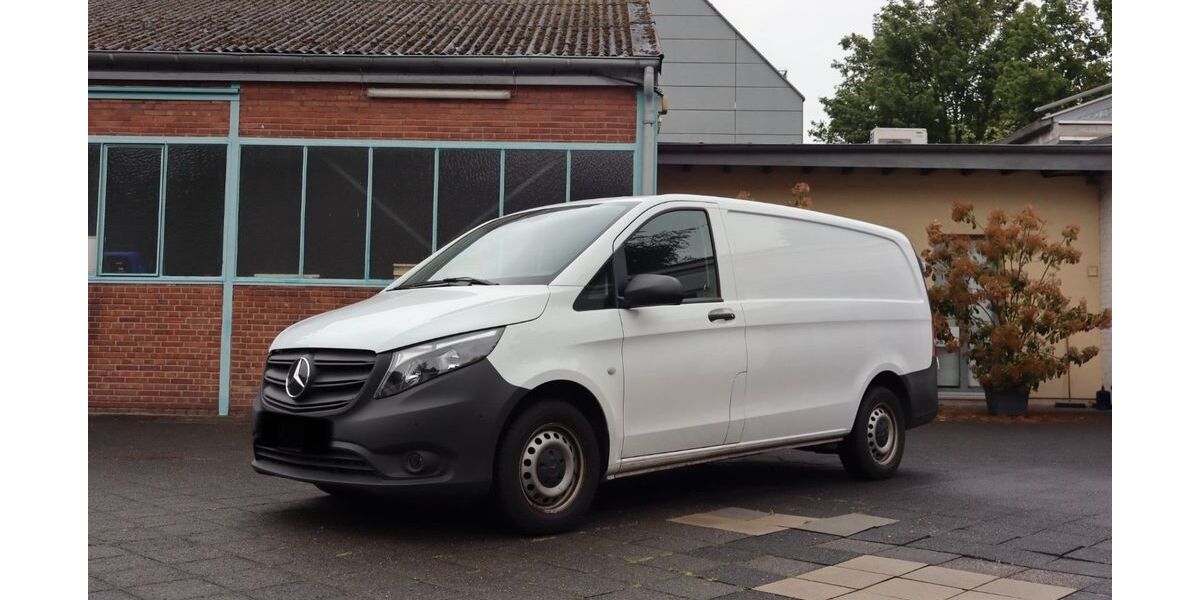 Mercedes-Benz Vito 86.000 km 21.999 &euro; Düsseldorf 40221