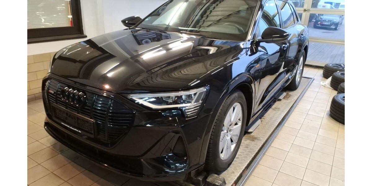 Audi e-tron 49.299 km 38.470 &euro; Hagen 58091