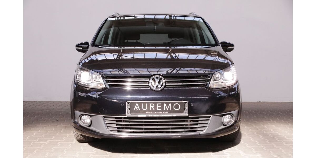 VW Touran 123.800 km 14.500 &euro; Düsseldorf 40233