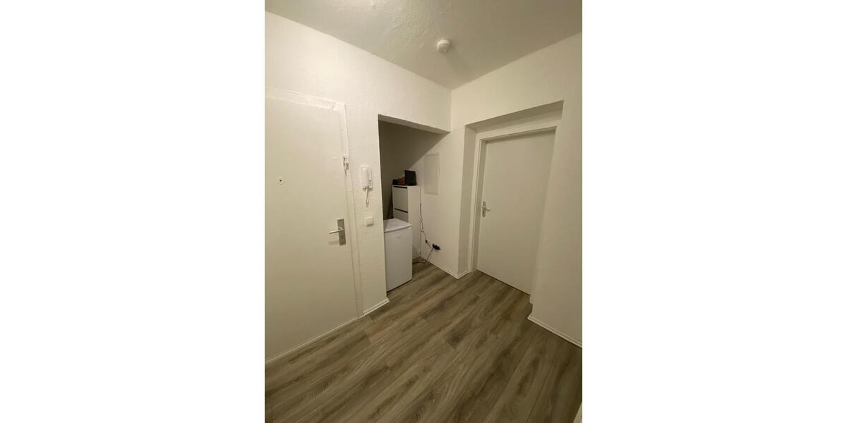 Etagenwohnung Düsseldorf Stadtmitte - 18 Zimmer, 70 m&sup2;, 600&euro; | Angebot:26602713