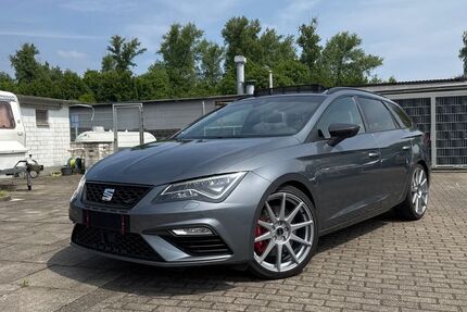 Seat Leon 72.100 km 21.900 &euro; Essen 45279