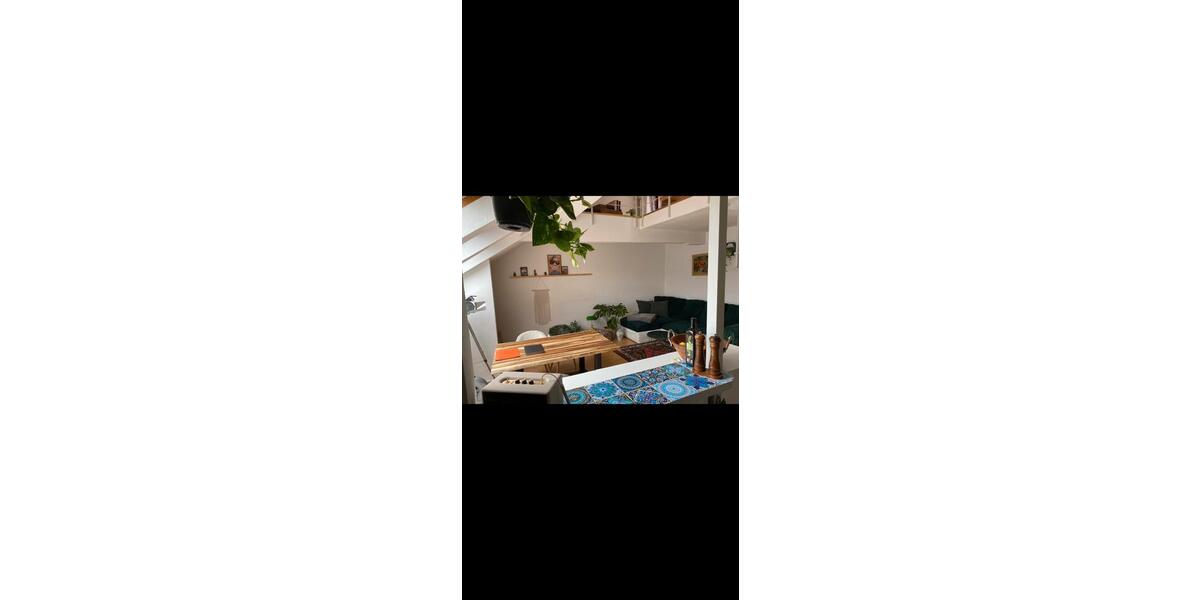 Dachgeschoßwohnung Düsseldorf Stadtbezirk 2 - 1.5 Zimmer, 45 m&sup2;, 914&euro; | Angebot:25918025