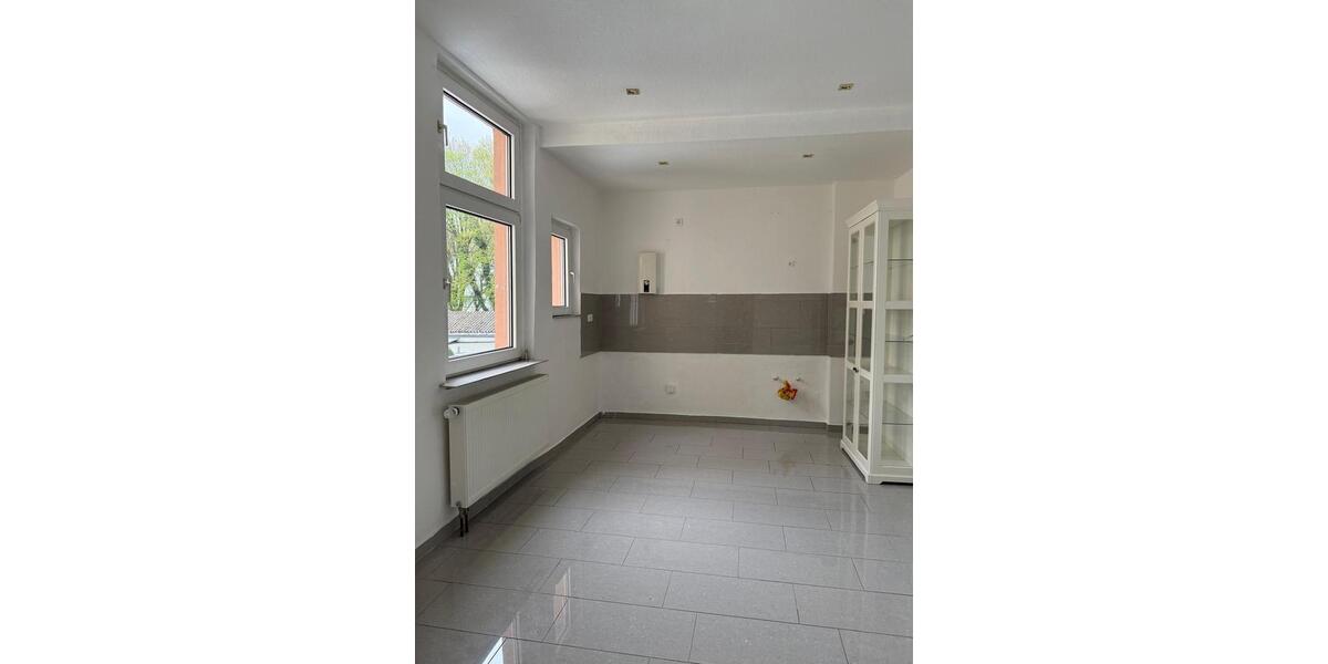 Etagenwohnung Essen Stadtbezirk VII - 2 Zimmer, 60 m&sup2;, 700&euro; | Angebot:25947653