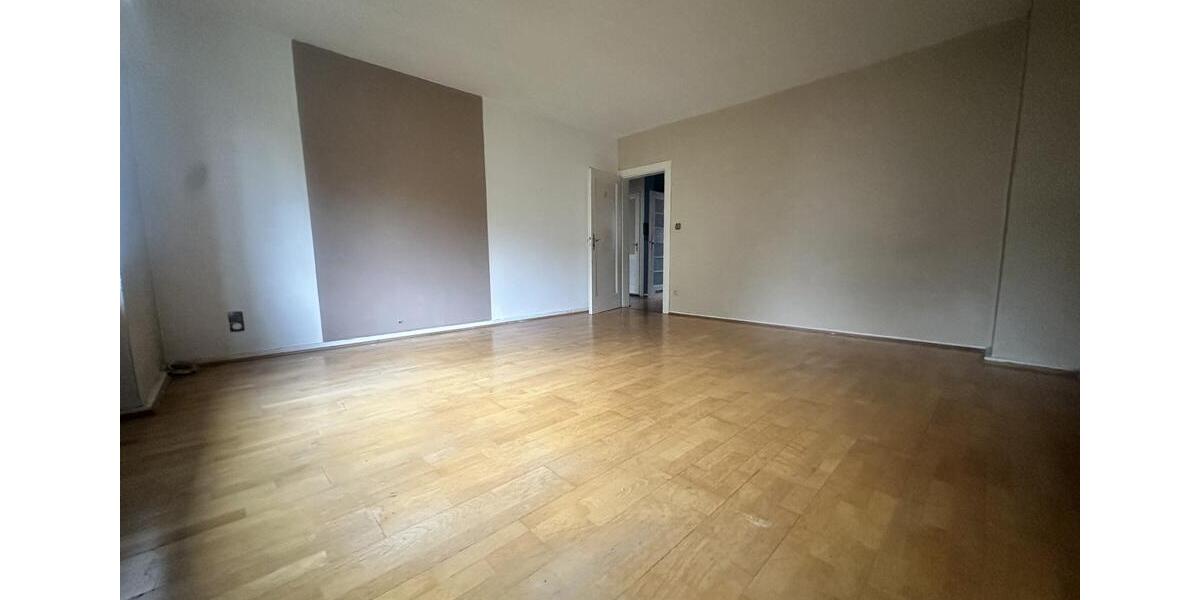 Etagenwohnung Wuppertal Gemarkung Langerfeld - 4 Zimmer, 107 m&sup2;, 980&euro; | Angebot:25648690