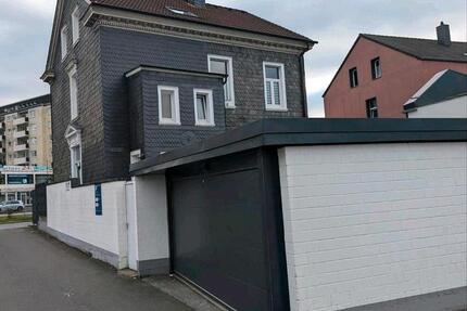 Haus Remscheid - 8 Zimmer, 215 m&sup2;, 379.000&euro; | Angebot:26042121