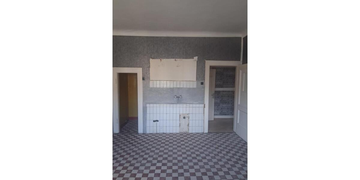 Etagenwohnung Gelsenkirchen - 5 Zimmer, 100 m&sup2;, 700&euro; | Angebot:26546029
