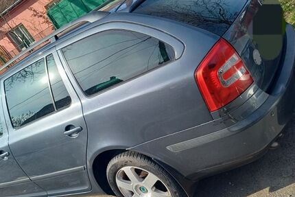 Skoda Octavia 220.000 km 2.890 &euro; Wuppertal 42239