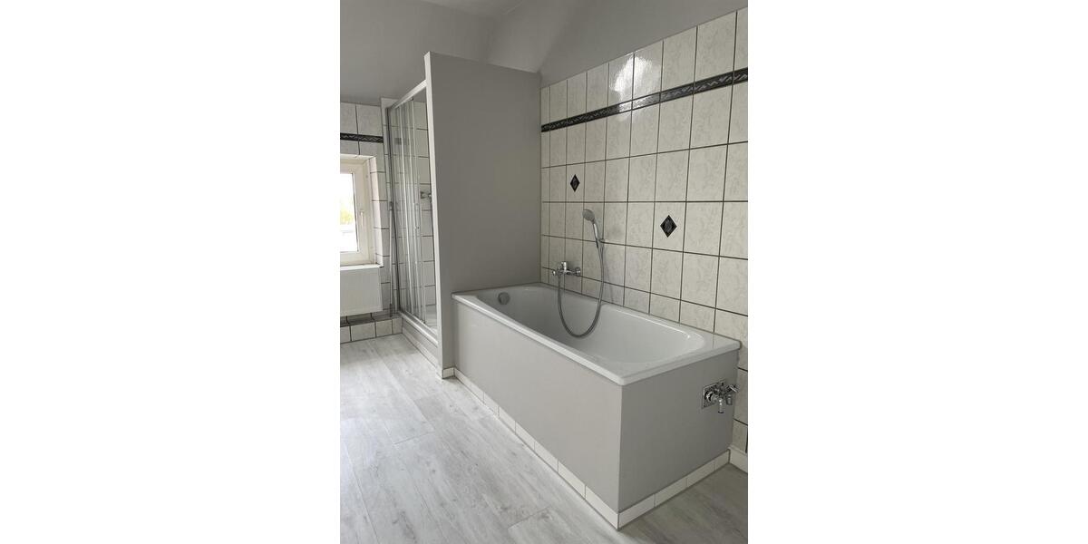 Etagenwohnung Wuppertal Dornap - 3 Zimmer, 75 m&sup2;, 750&euro; | Angebot:24416612