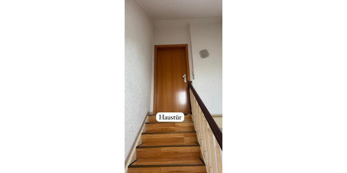 Dachgeschoßwohnung Herne Wanne - 2 Zimmer, 65 m&sup2;, 600&euro; | Angebot:25921625