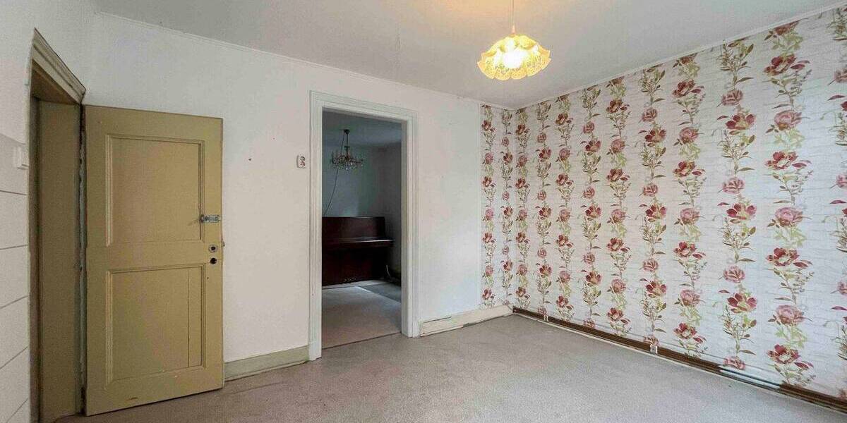 Einfamilienhaus Solingen Gräfrath - 6 Zimmer, 160.000&euro; | Angebot:26028367