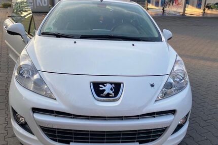 Peugeot 207 81.233 km 5.900 &euro; Bochum 44894