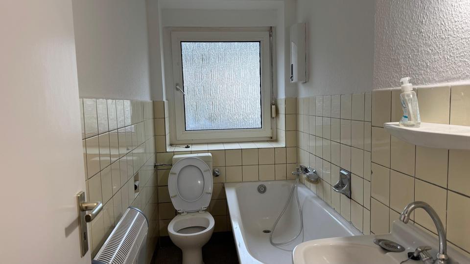 Erdgeschoßwohnung Essen Frillendorf - 1.5 Zimmer, 45 m&sup2;, 525&euro; | Angebot:26600498