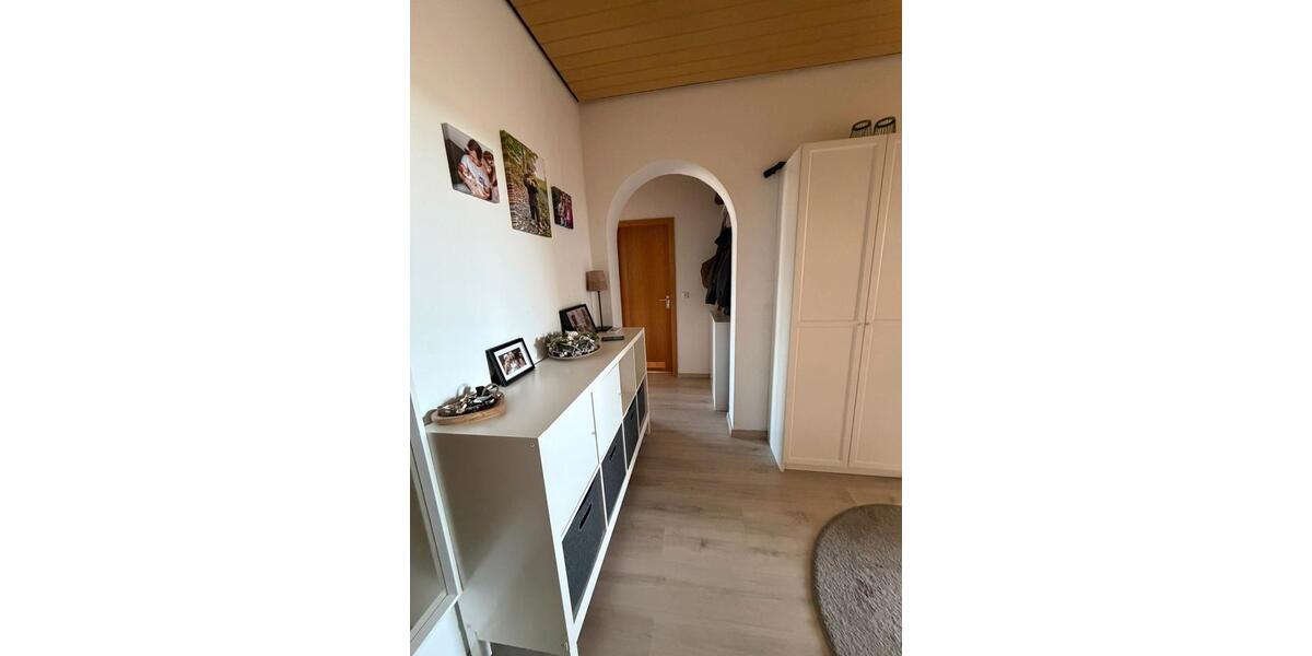 Etagenwohnung Halver - 3 Zimmer, 84 m&sup2;, 850&euro; | Angebot:26612579