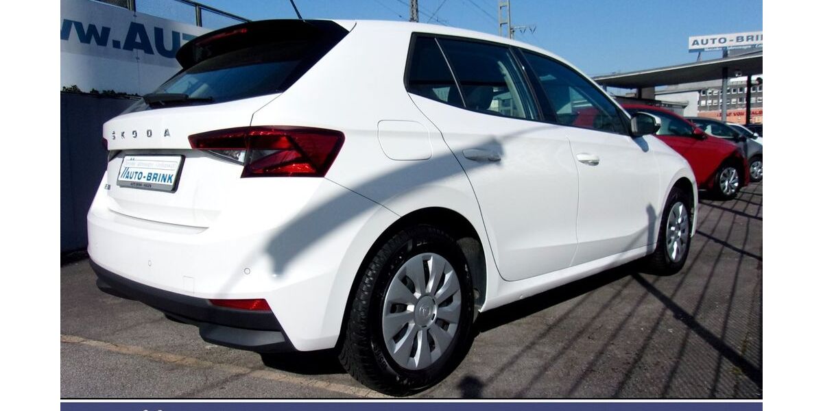 Skoda Fabia 25.750 km 13.499 &euro; Hagen 58089