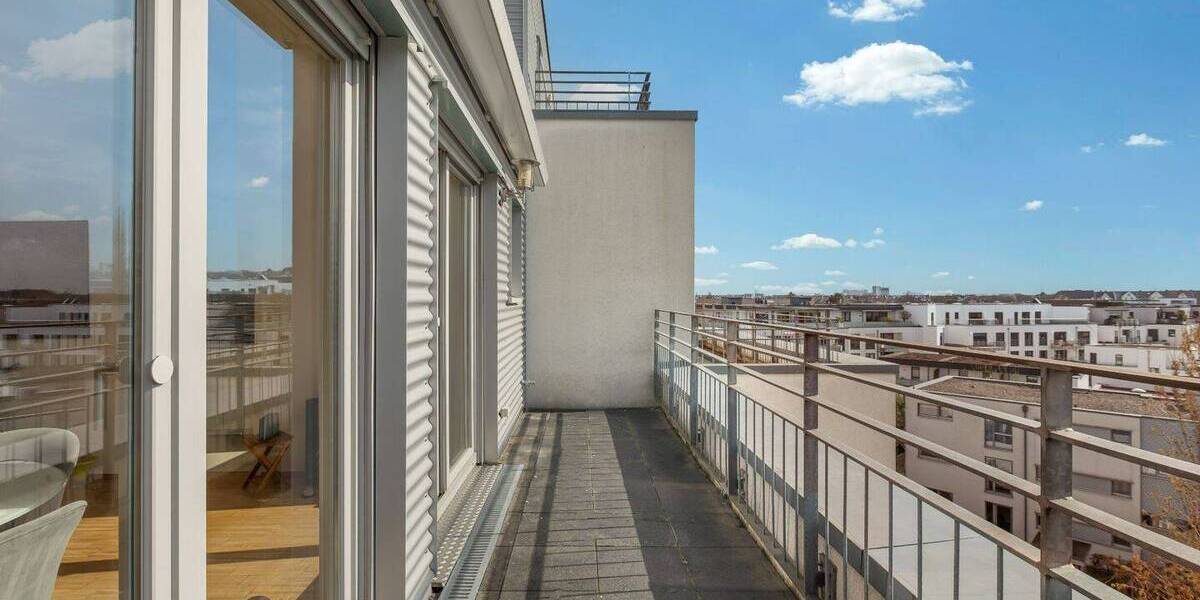 Etagenwohnung Düsseldorf Bilk - 2 Zimmer, 63 m&sup2;, 355.000&euro; | Angebot:26065138