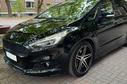 Ford S-Max 179.000 km 14.999 &euro; Düsseldorf 40595