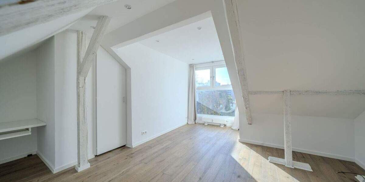 Etagenwohnung Düsseldorf Düsseltal - 6 Zimmer, 166 m&sup2;, 1.088.000&euro; | Angebot:25732734