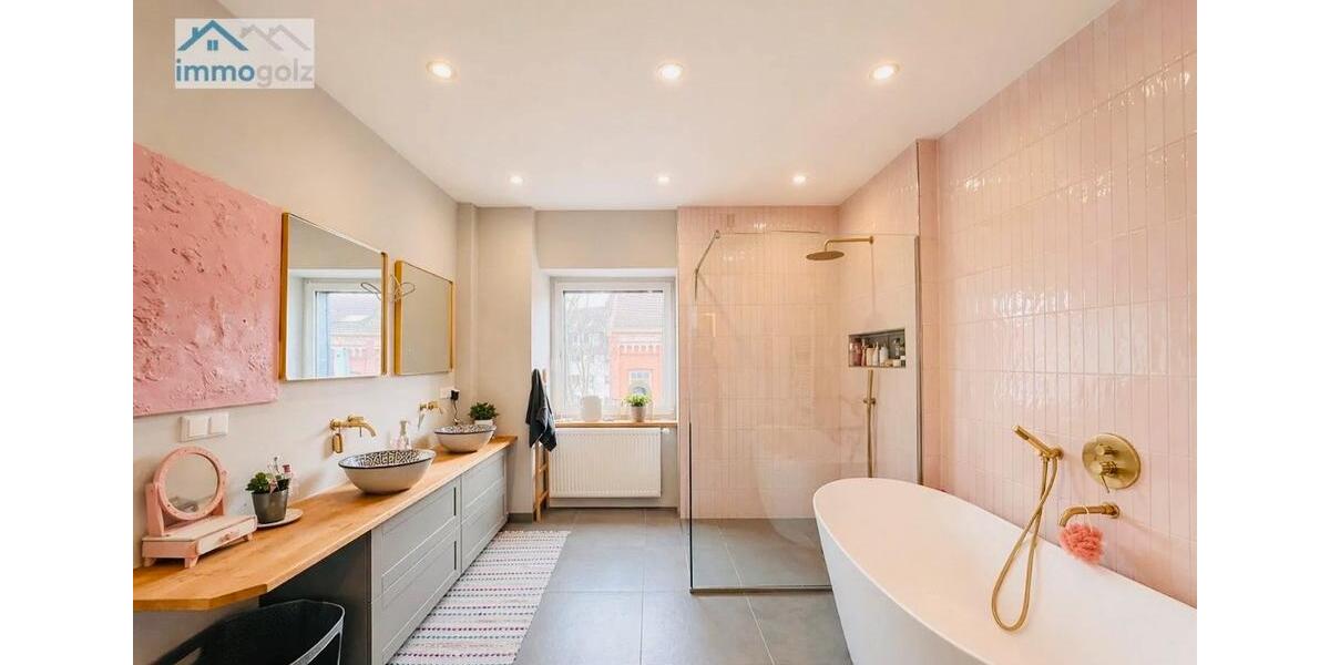 Etagenwohnung Essen Stadtbezirk II - 3.5 Zimmer, 136 m&sup2;, 2.030&euro; | Angebot:26549857