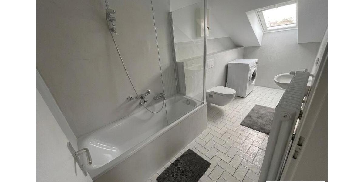 Dachgeschoßwohnung Solingen Höhscheid - 1 Zimmer, 39 m&sup2;, 530&euro; | Angebot:26606043