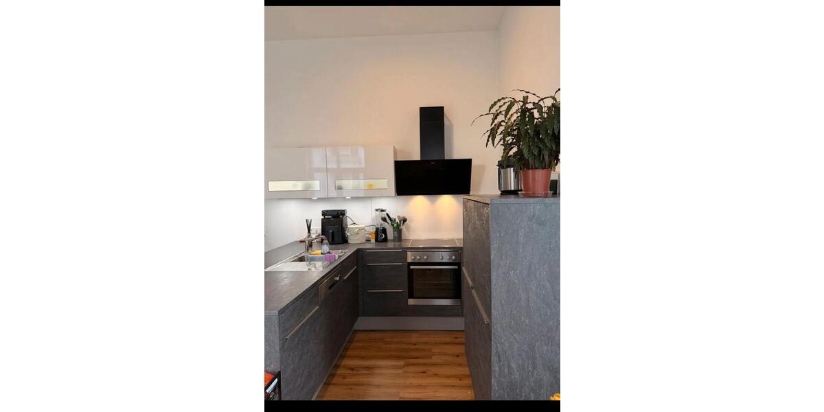Erdgeschoßwohnung Solingen Höhscheid - 2 Zimmer, 95 m&sup2;, 1.050&euro; | Angebot:26416839