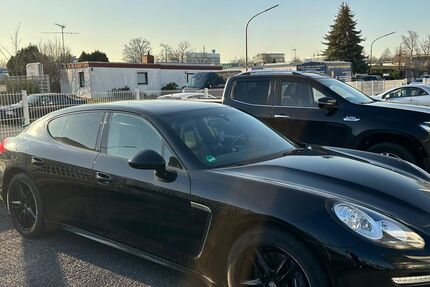 Porsche Panamera 163.364 km 28.999 &euro; Gelsenkirchen 45891