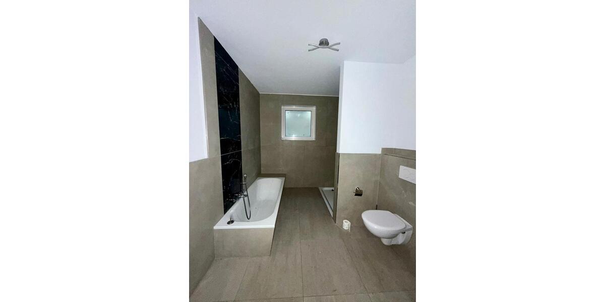 Etagenwohnung Mülheim an der Ruhr Heißen - 1 Zimmer, 70 m&sup2;, 850&euro; | Angebot:25920012