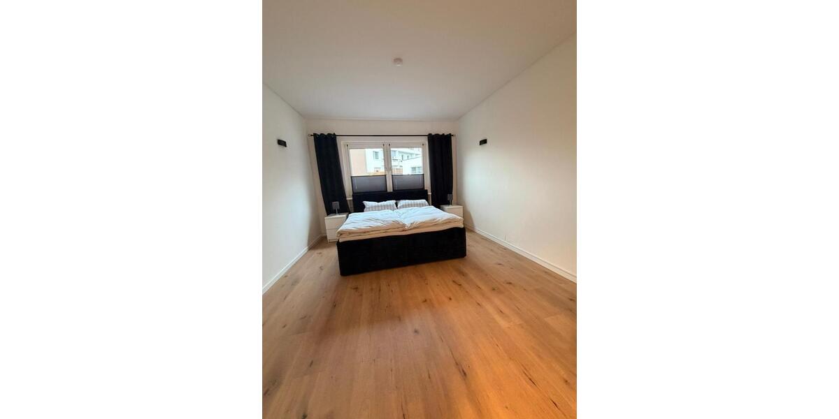 Ferienimmobilie Hilden - 90&euro; | Angebot:23806425