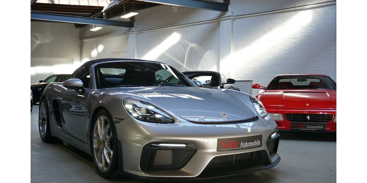 Porsche Boxster Spyder PCCB 918 PDLS+ Approved Bose 7.890 km 118.900 &euro; Wuppertal 42327