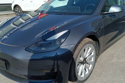 Tesla Model 3 56.130 km 29.999 &euro; Wuppertal 42281