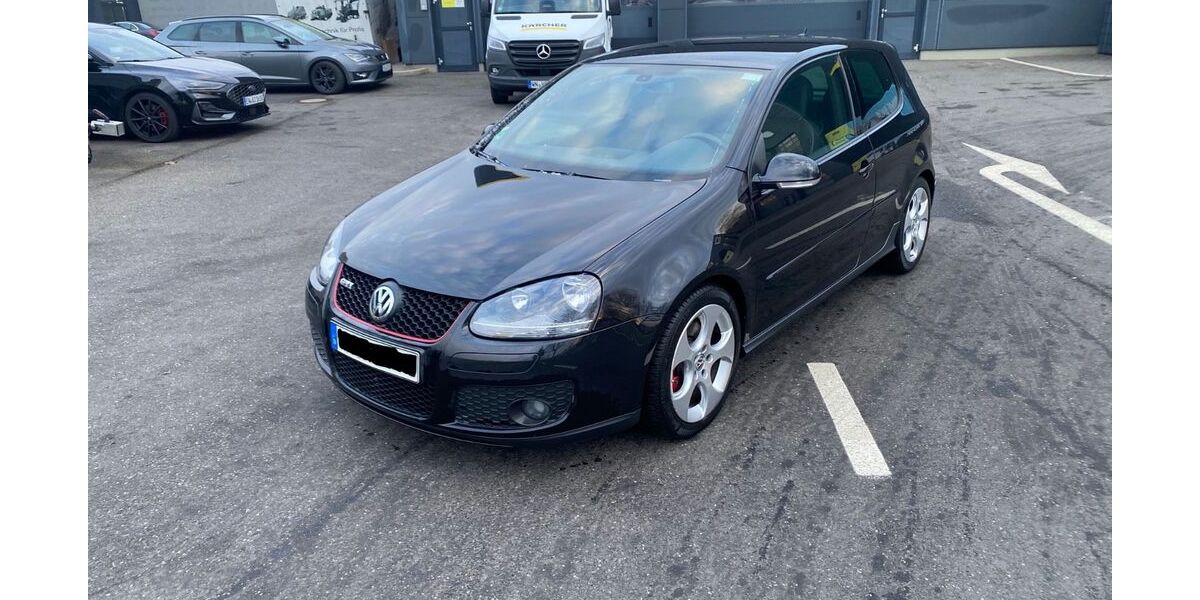 VW Golf 9.000 km 17.499 &euro; Düsseldorf 40229