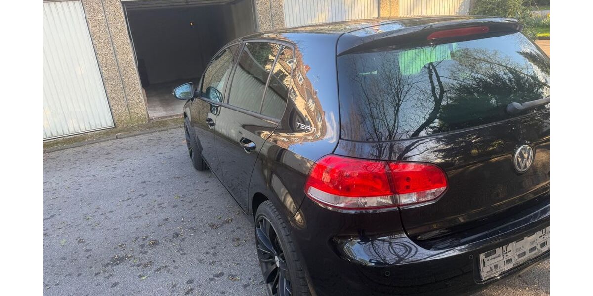 VW Golf 95.600 km 7.550 &euro; Essen 45143
