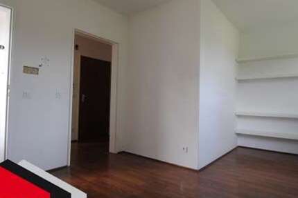 Wohnung Mülheim an der Ruhr Broich - 2 Zimmer, 31 m&sup2;, 270&euro; | Angebot:27564780