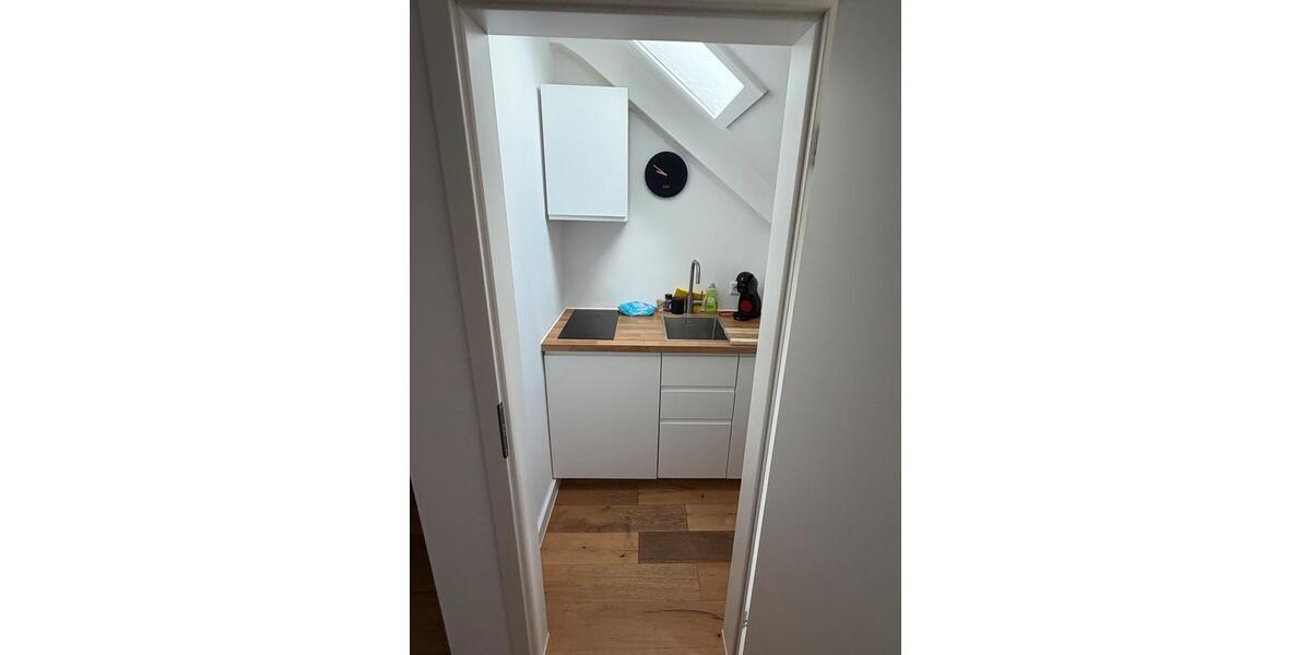 Etagenwohnung Langenfeld (Rheinland) - 1 Zimmer, 35 m&sup2;, 1.100&euro; | Angebot:26582031