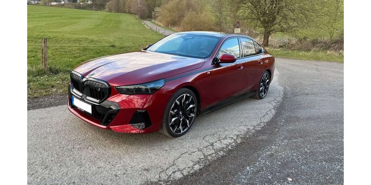 BMW i5 12.000 km 61.490 &euro; Kürten 51515