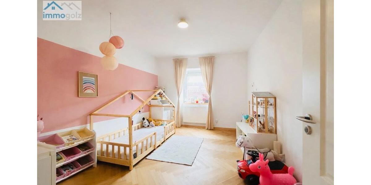 Etagenwohnung Essen Stadtbezirk II - 3.5 Zimmer, 136 m&sup2;, 2.030&euro; | Angebot:26549857