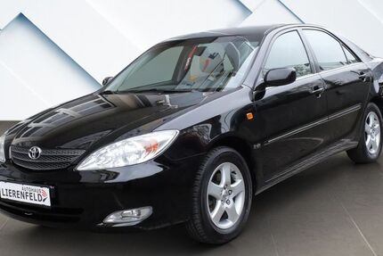 Toyota Camry 80.000 km 7.990 &euro; Düsseldorf 40231