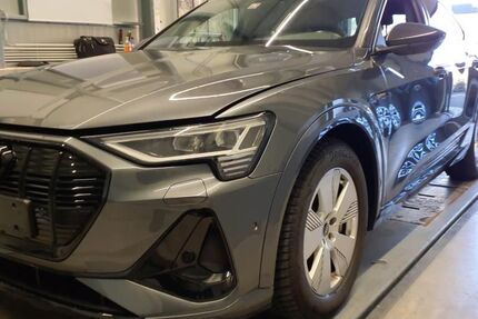 Audi e-tron 47.523 km 41.380 &euro; Hagen 58091