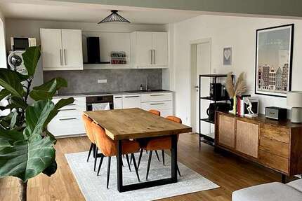Wohnung Düsseldorf Düsseltal - 3 Zimmer, 98 m&sup2;, 1.450&euro; | Angebot:27356293