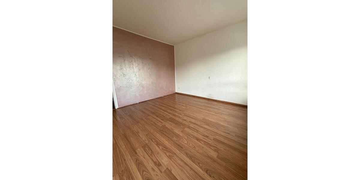 Etagenwohnung Wuppertal Barmen - 3 Zimmer, 66 m&sup2;, 650&euro; | Angebot:25656470