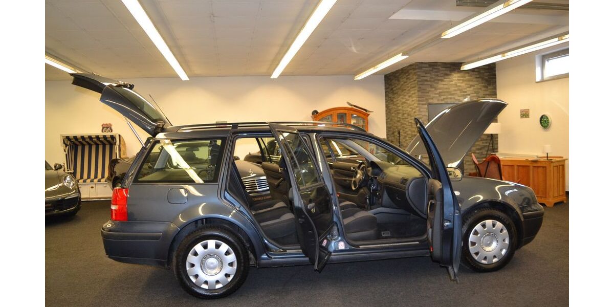 VW Golf 180.000 km 2.950 &euro; Mülheim-Speldorf 45478