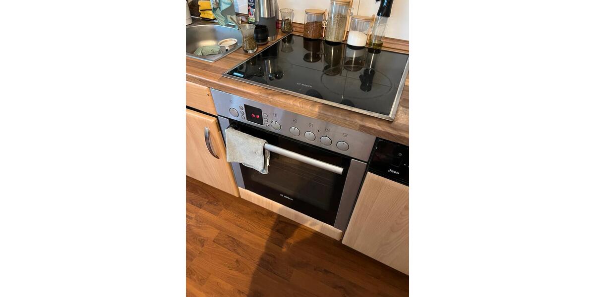 Etagenwohnung Essen Stadtkern - 1 Zimmer, 35 m&sup2;, 435&euro; | Angebot:26563172