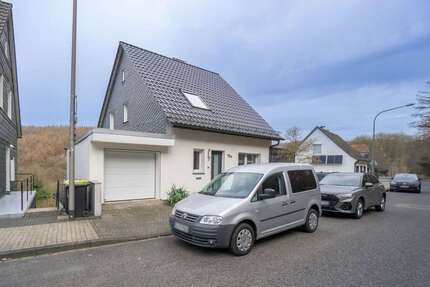 Haus Remscheid Lüttringhausen - 7 Zimmer, 179 m&sup2;, 419.000&euro; | Angebot:26119512